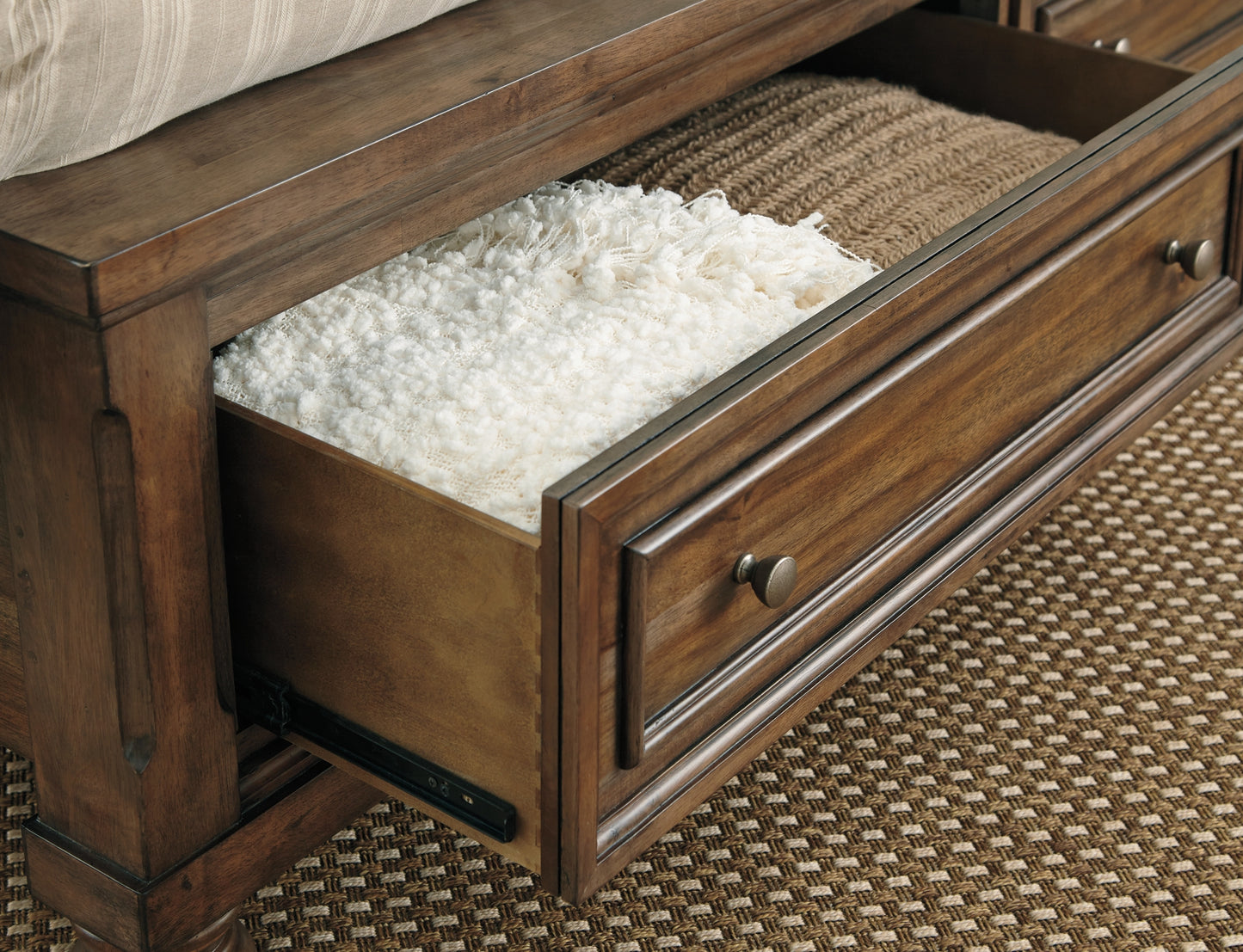 Robbinsdale Sleigh Bed With Storage
