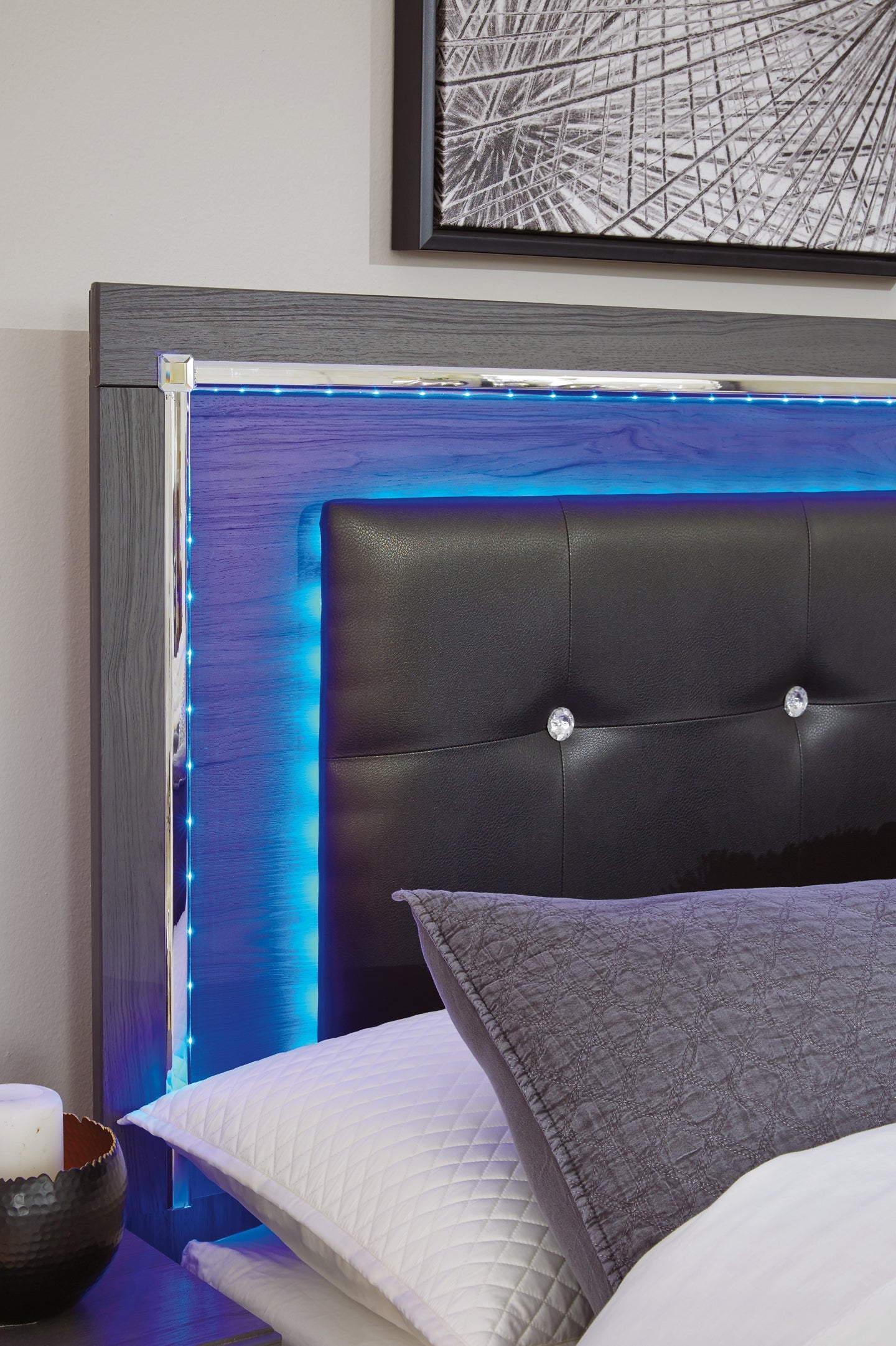 Lodanna Panel Bed With 2 Storage Drawers
