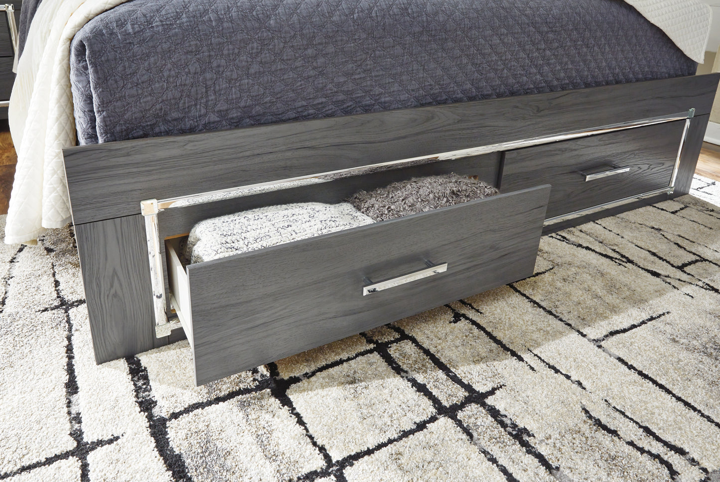 Lodanna Panel Bed With 2 Storage Drawers