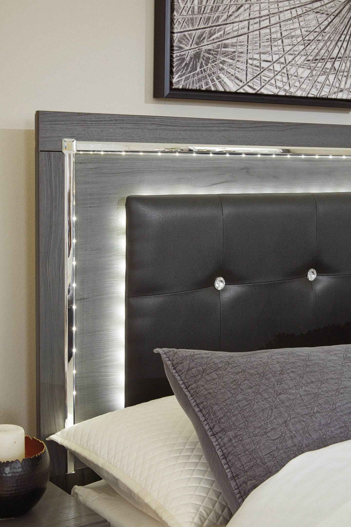 Lodanna Panel Bed With 2 Storage Drawers