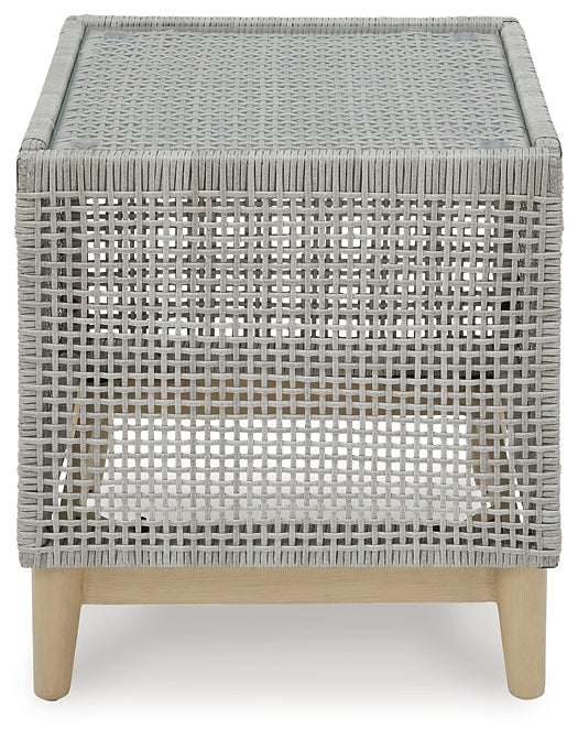 Seton Creek 2 Outdoor Chairs with End Table
