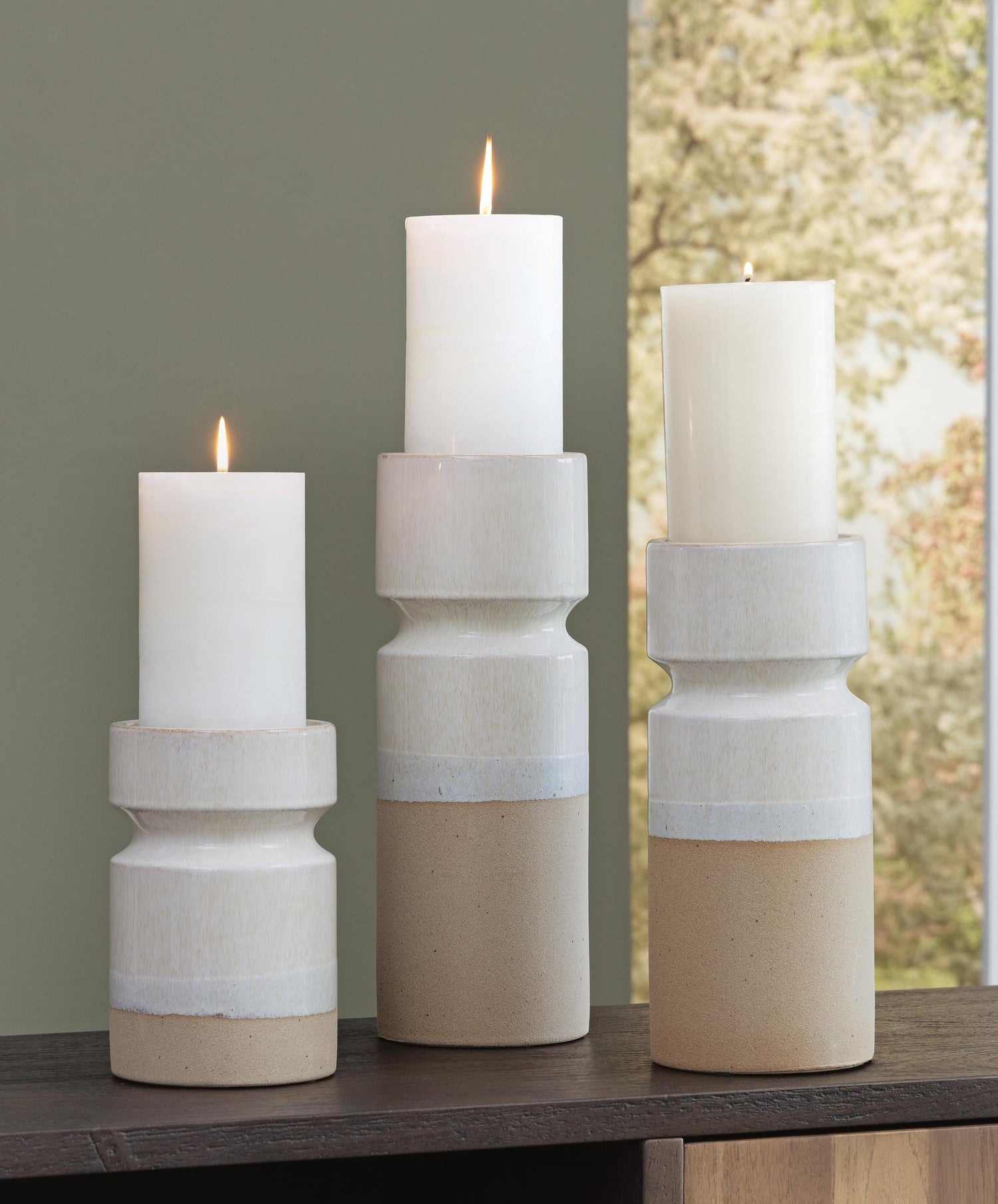 Accessories > Candles